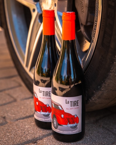 Autofurnish 5D Premium Custom Fitted Car Cover for Mahindra E6 2025